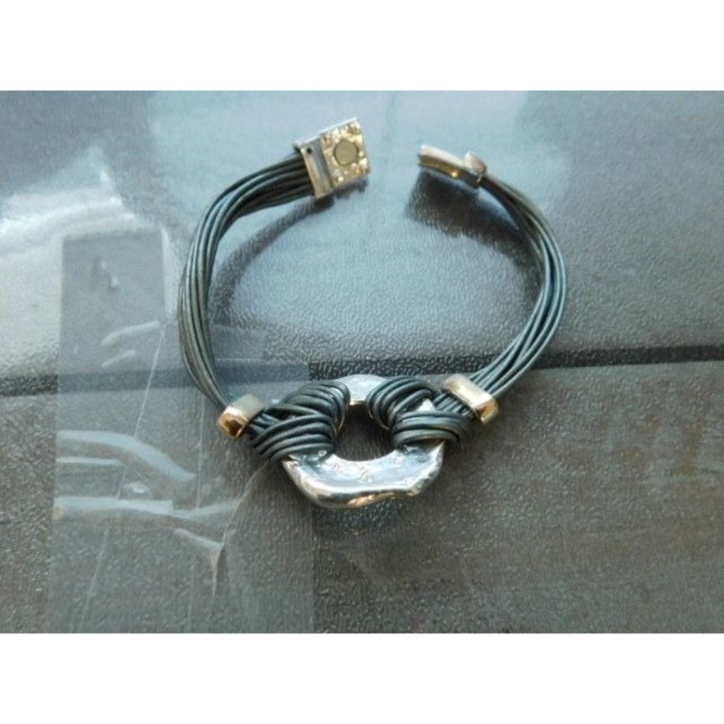 Chicos Gray Silver Magnetic Closure Bracelet 10$